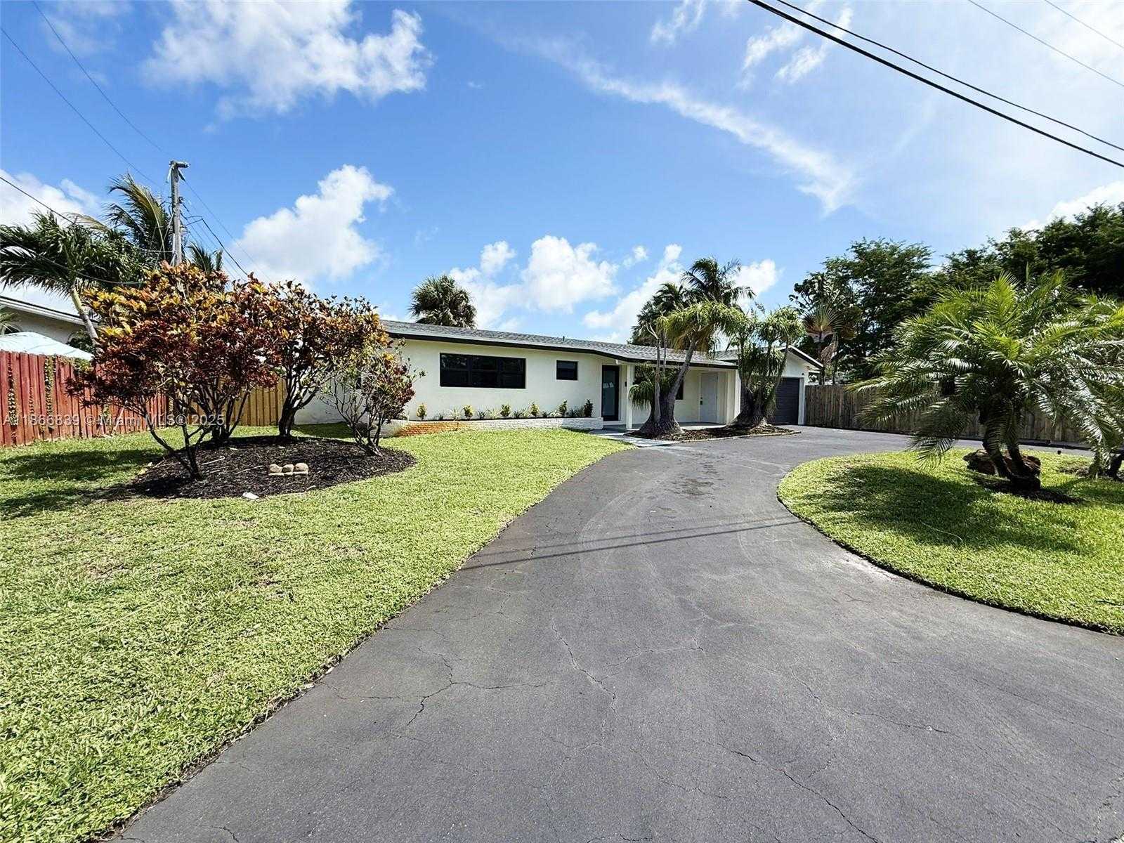 Small Image of 4021 NORTH EAST 17TH TER, Oakland Park Number 3
