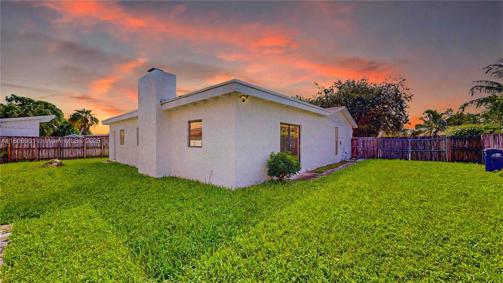 Small Image of 26234 SOUTH WEST 128TH CT, Homestead Number 2