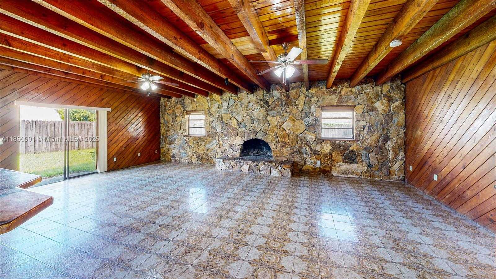 Small Image of 26234 SOUTH WEST 128TH CT, Homestead Number 8