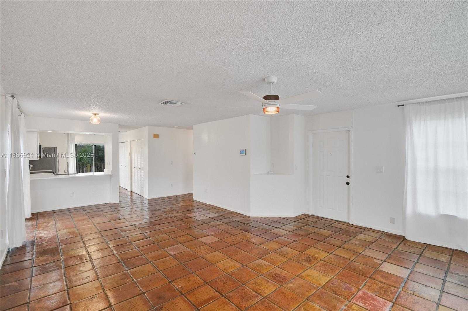 Small Image of 22255 SOUTH WEST 97TH CT, Cutler Bay Number 14