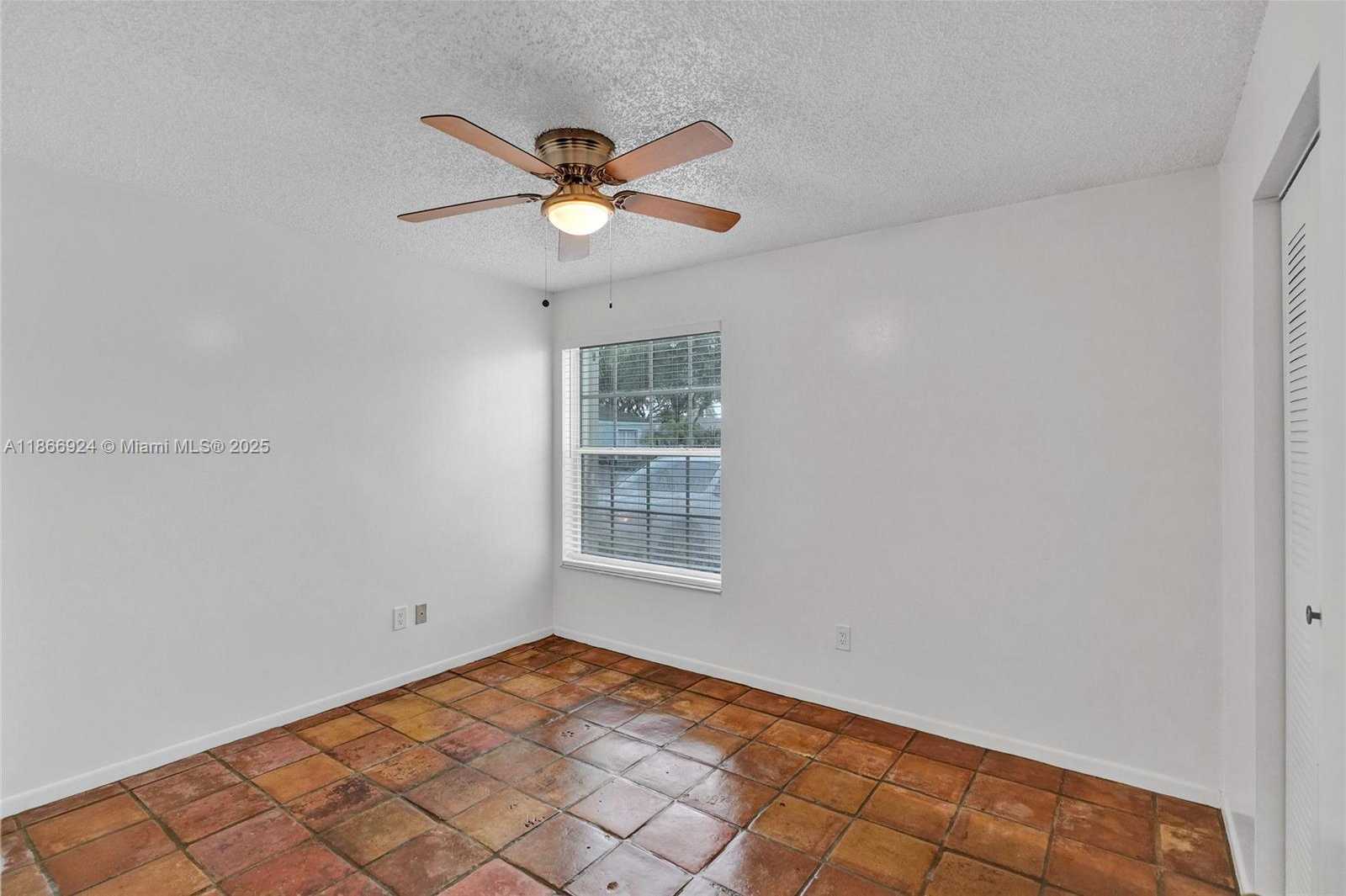 Small Image of 22255 SOUTH WEST 97TH CT, Cutler Bay Number 18