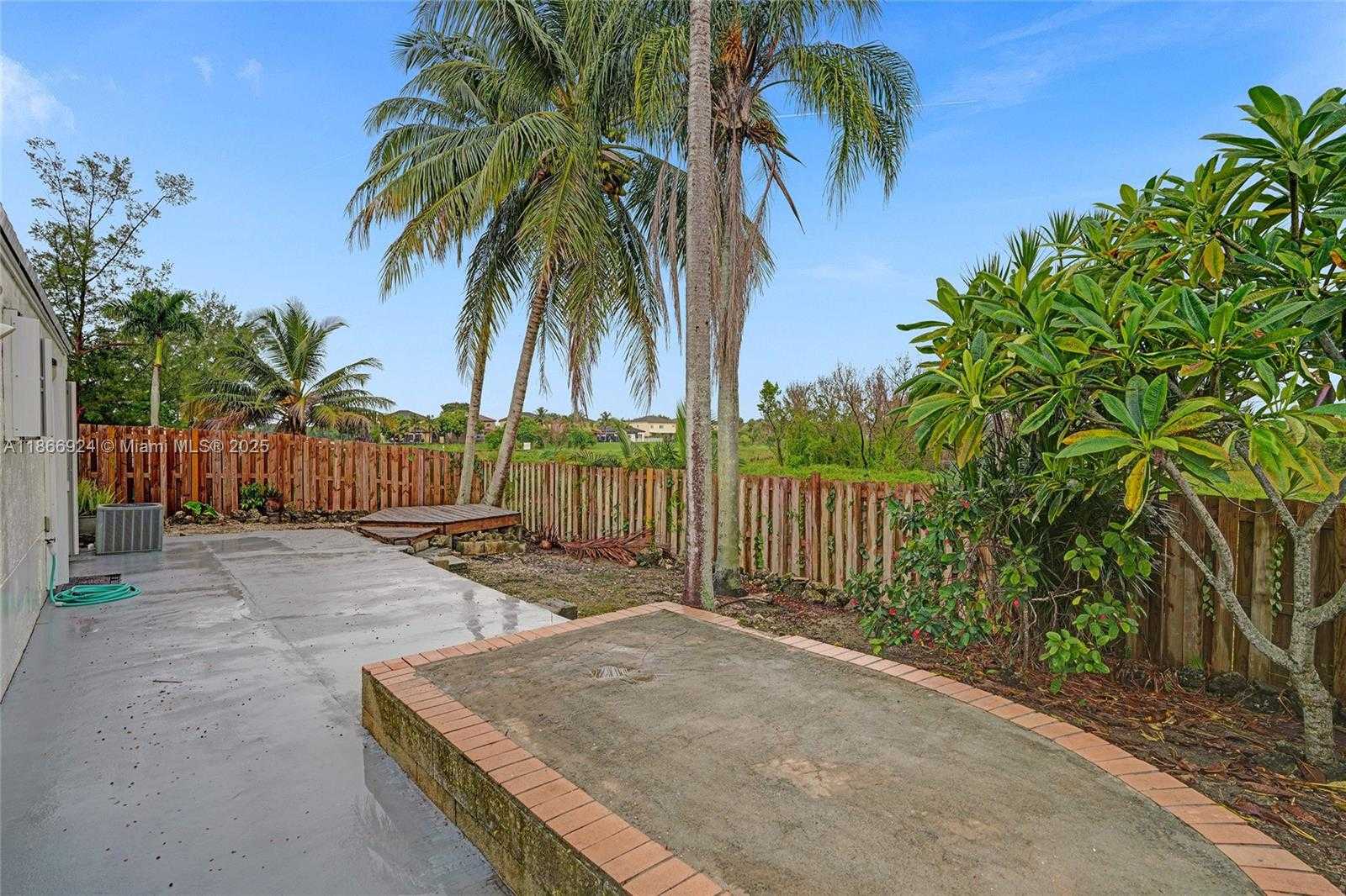 Small Image of 22255 SOUTH WEST 97TH CT, Cutler Bay Number 25
