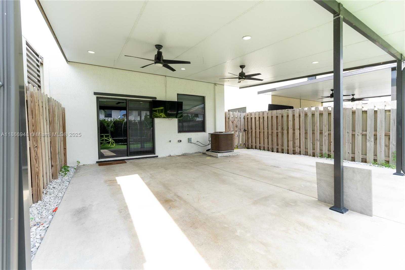 Small Image of 25185 SOUTH WEST 108TH AVE, Homestead Number 38