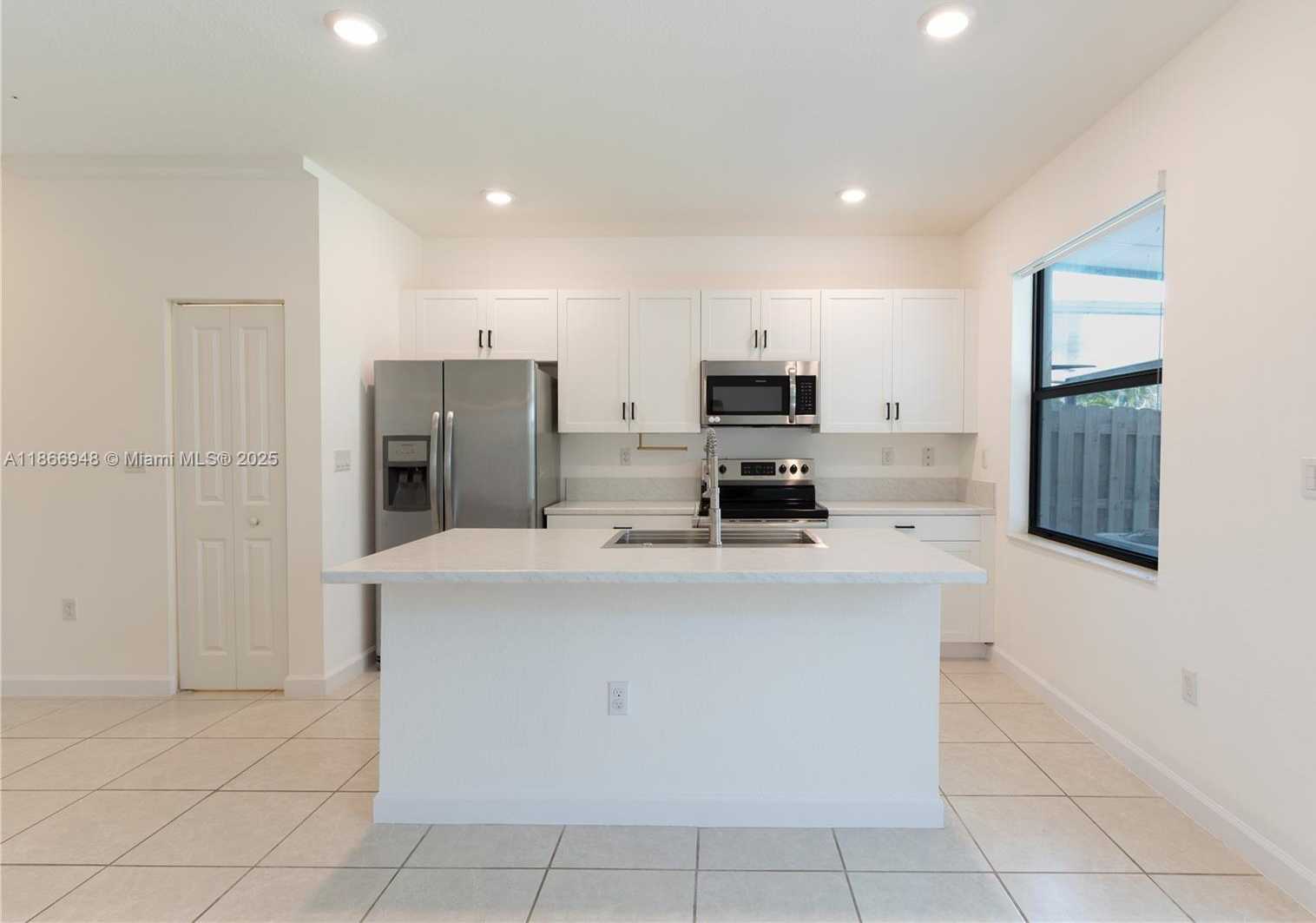 Small Image of 25185 SOUTH WEST 108TH AVE, Homestead Number 9