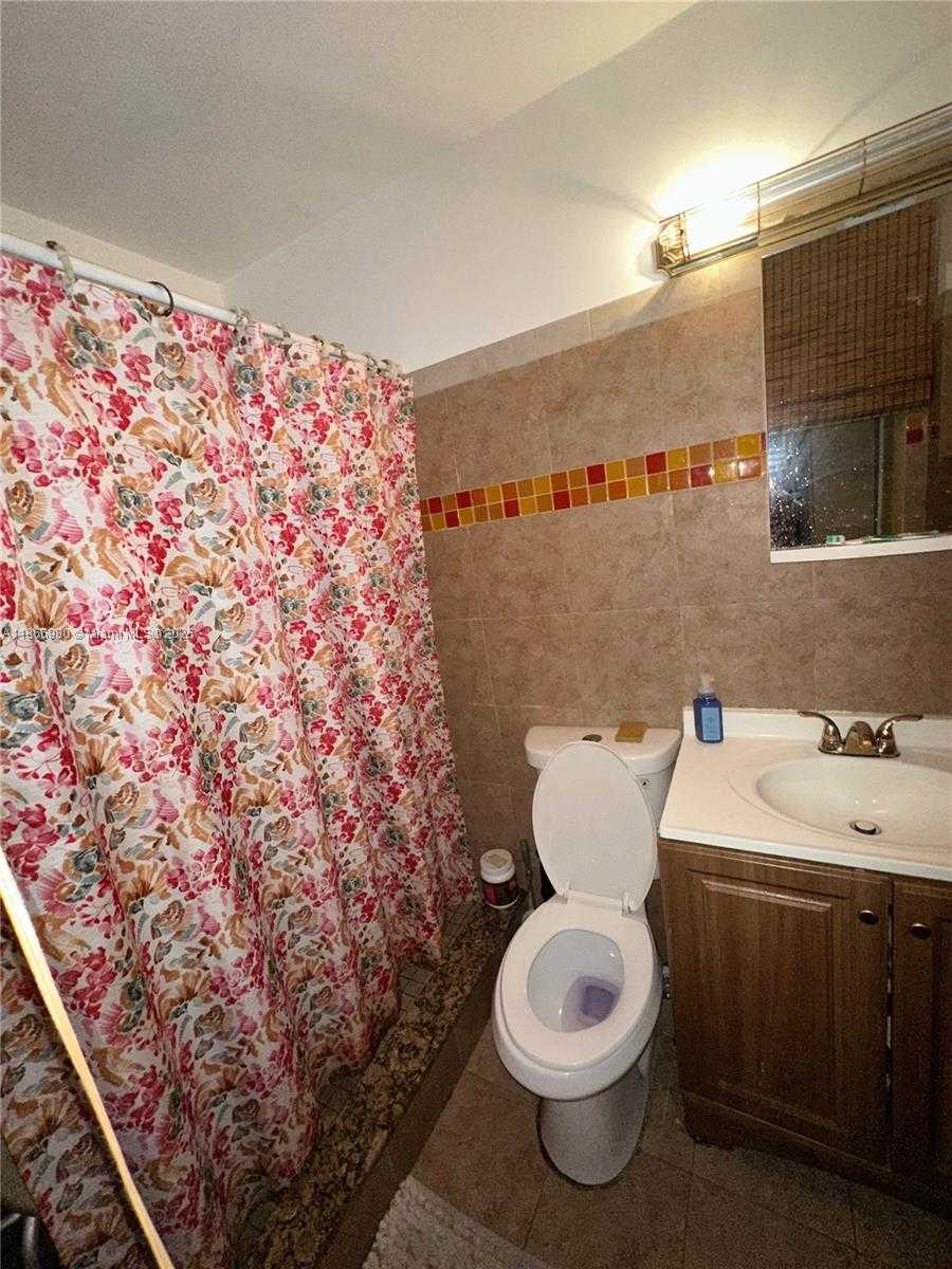 Small Image of 3801 NORTH EAST 15TH AVE, Pompano Beach Number 15