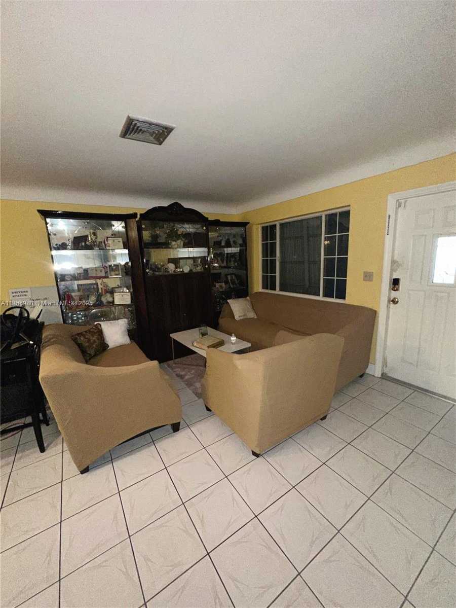 Small Image of 3801 NORTH EAST 15TH AVE, Pompano Beach Number 3
