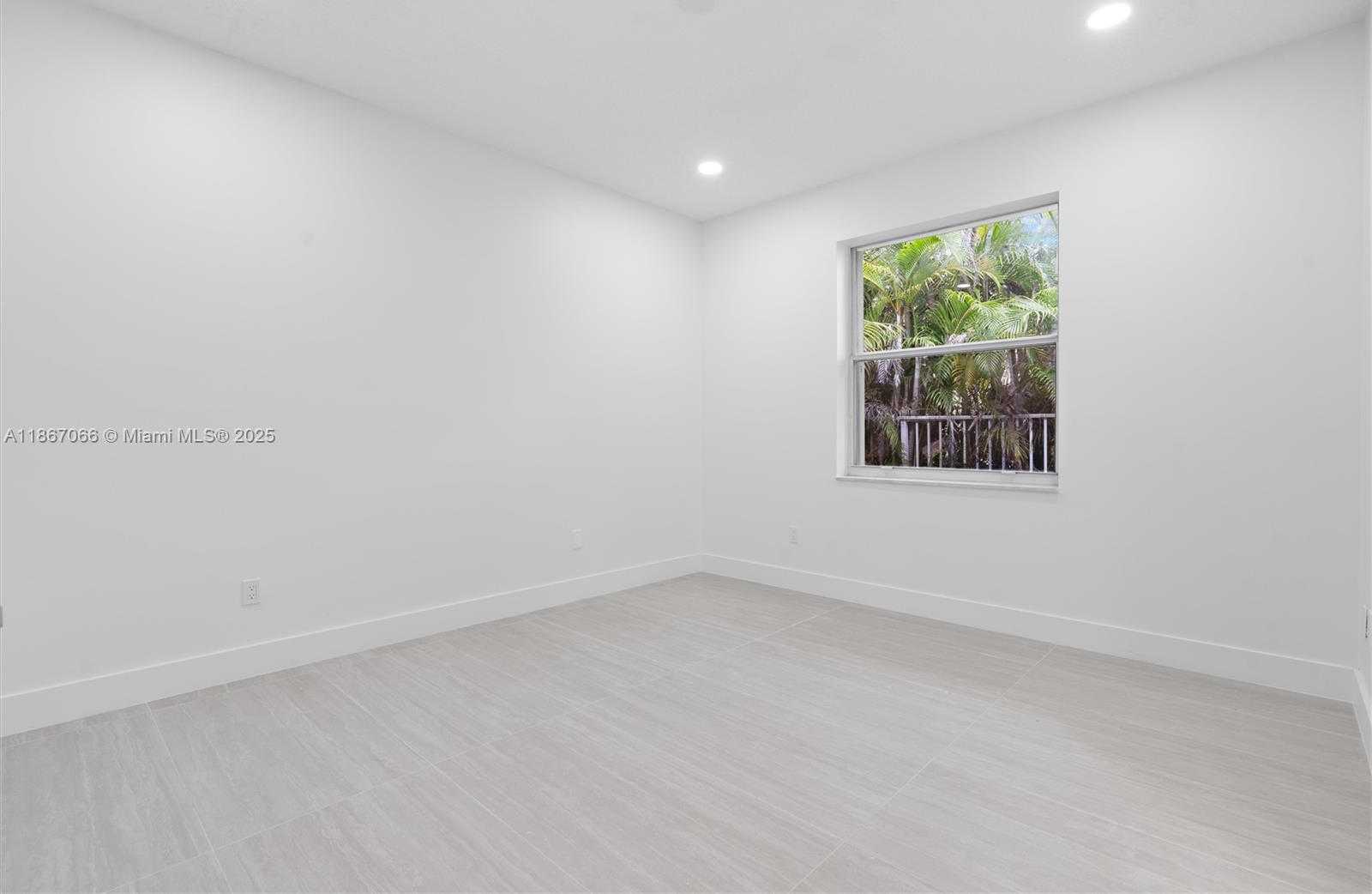 Small Image of 21677 MARIGOT DR, Boca Raton Number 28