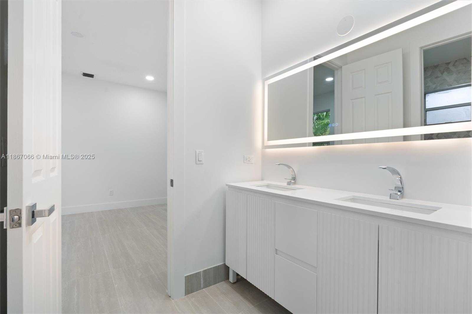 Small Image of 21677 MARIGOT DR, Boca Raton Number 30