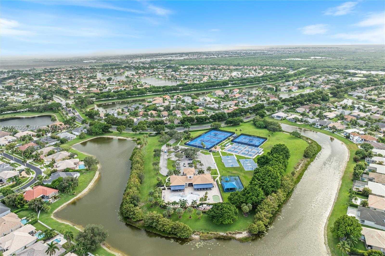 Small Image of 21677 MARIGOT DR, Boca Raton Number 36