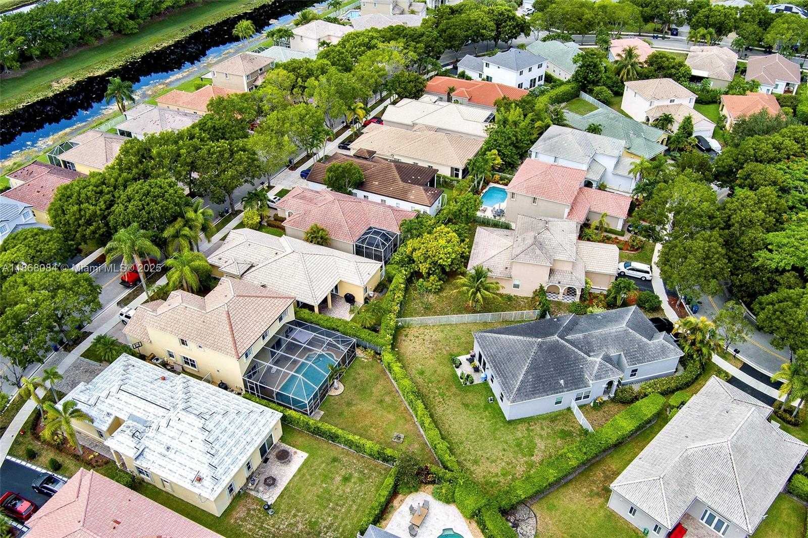 Small Image of 4362 FOXTAIL LN, Weston Number 15