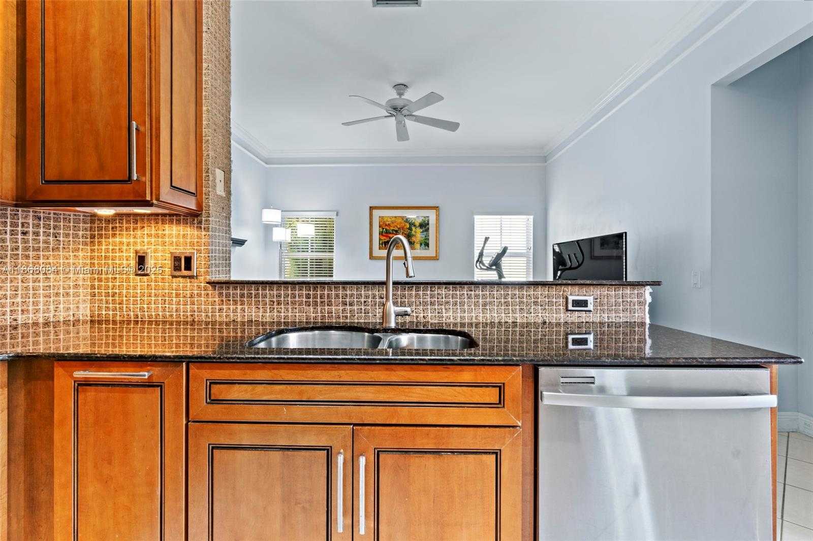 Small Image of 4362 FOXTAIL LN, Weston Number 25