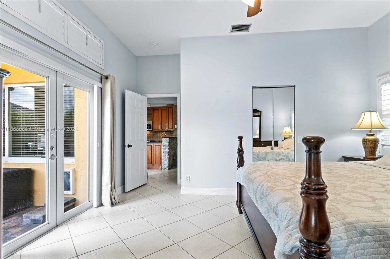 Small Image of 4362 FOXTAIL LN, Weston Number 28
