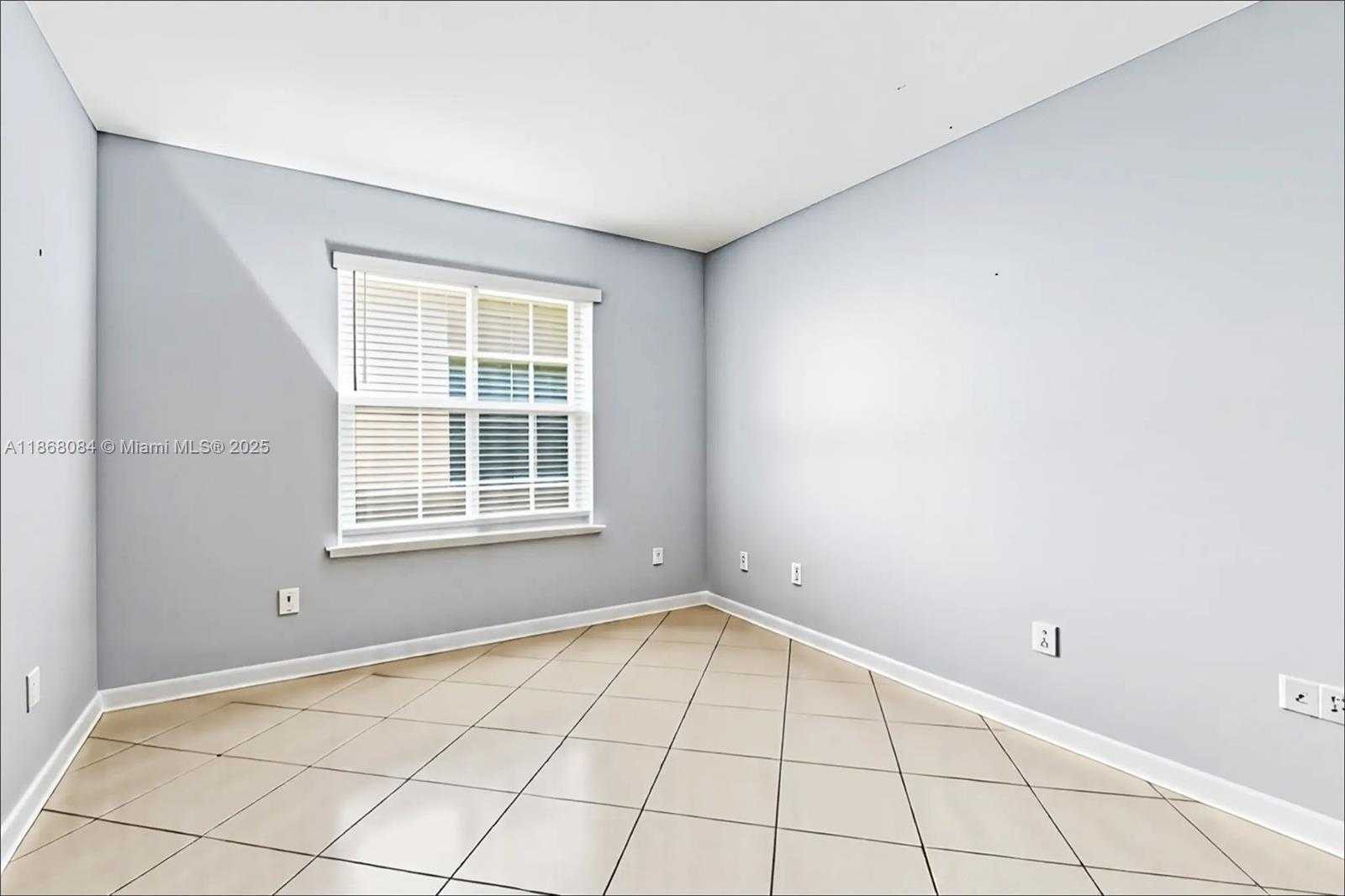Small Image of 4362 FOXTAIL LN, Weston Number 36