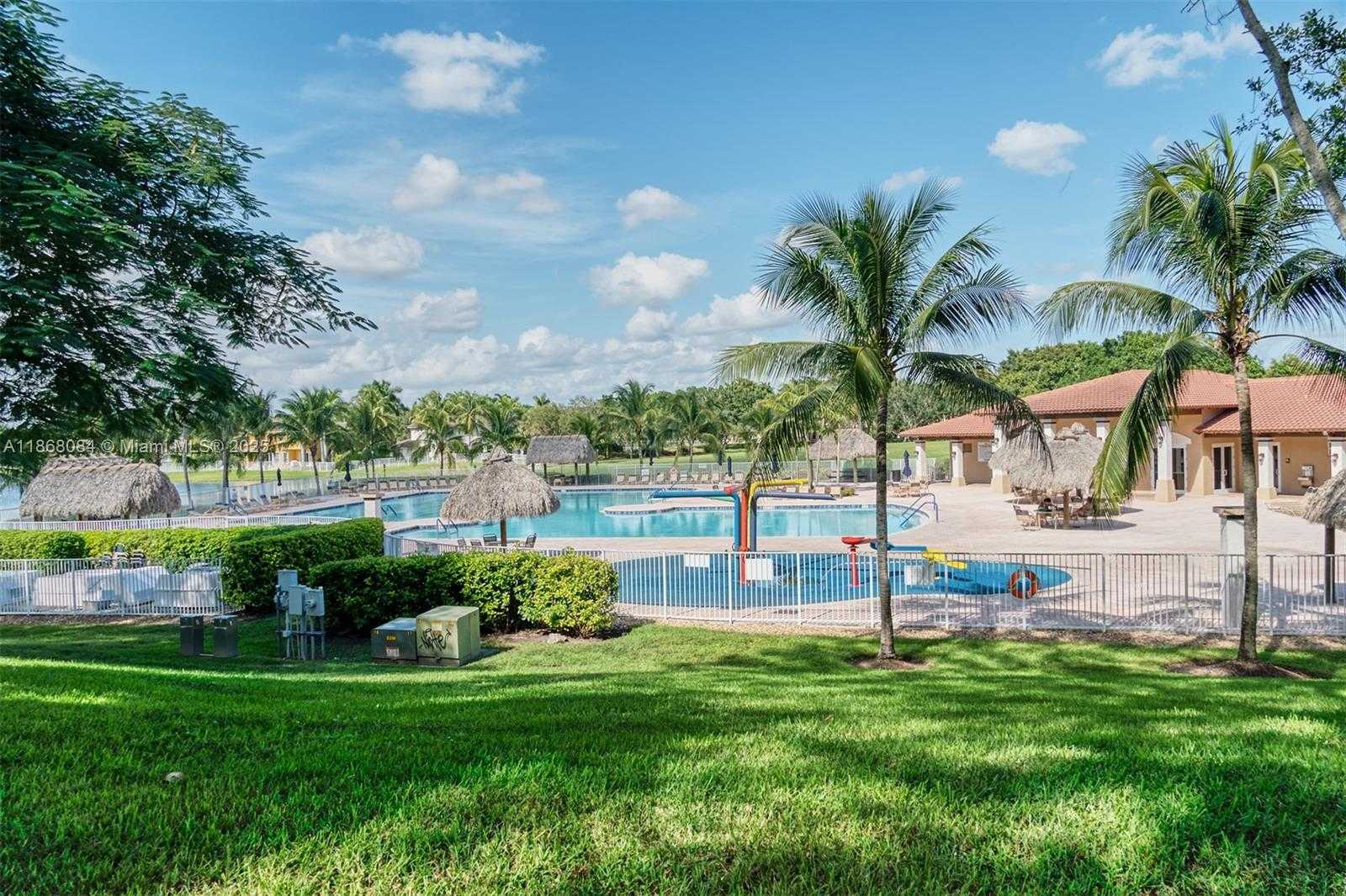 Small Image of 4362 FOXTAIL LN, Weston Number 50