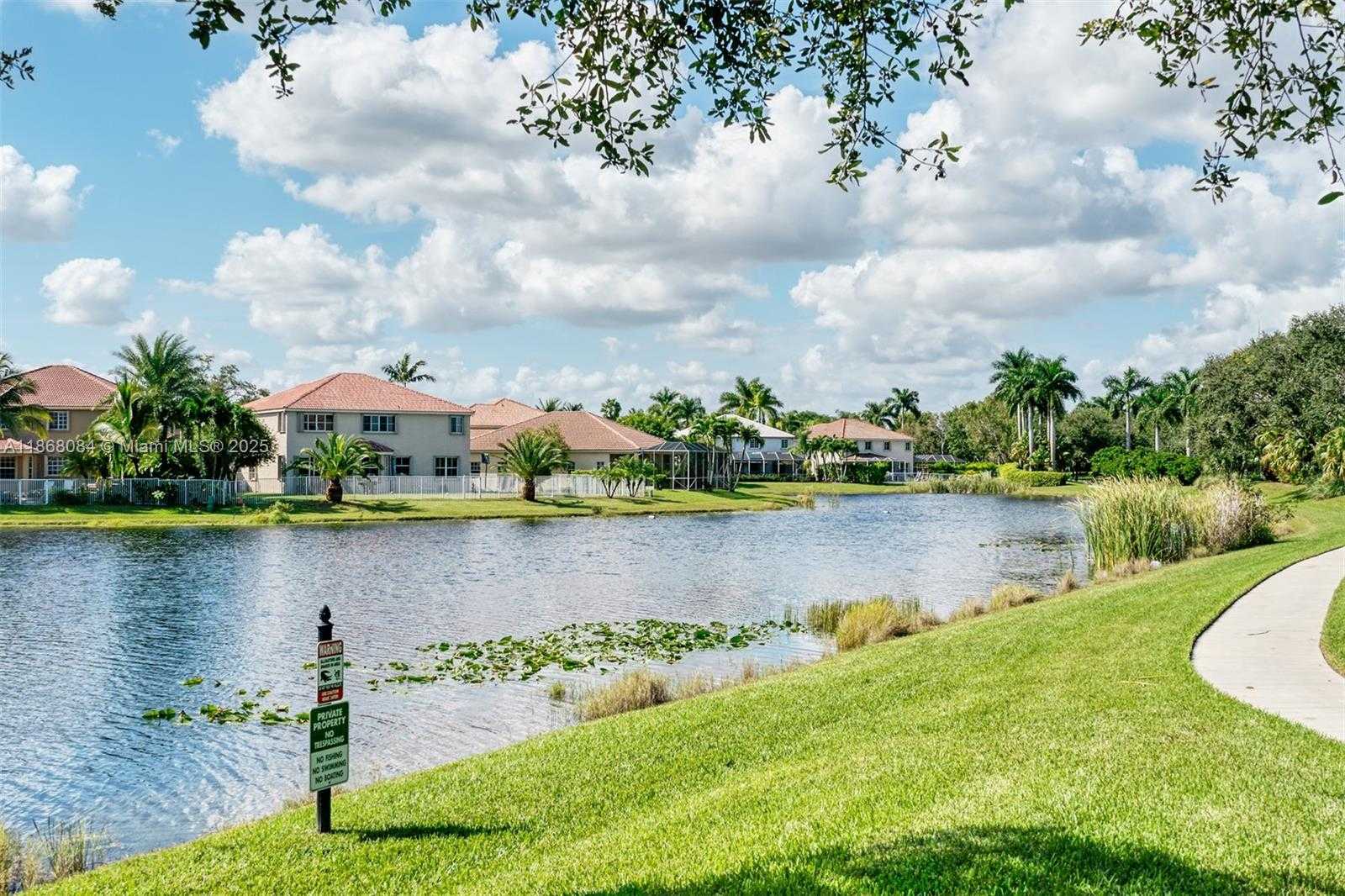 Small Image of 4362 FOXTAIL LN, Weston Number 54