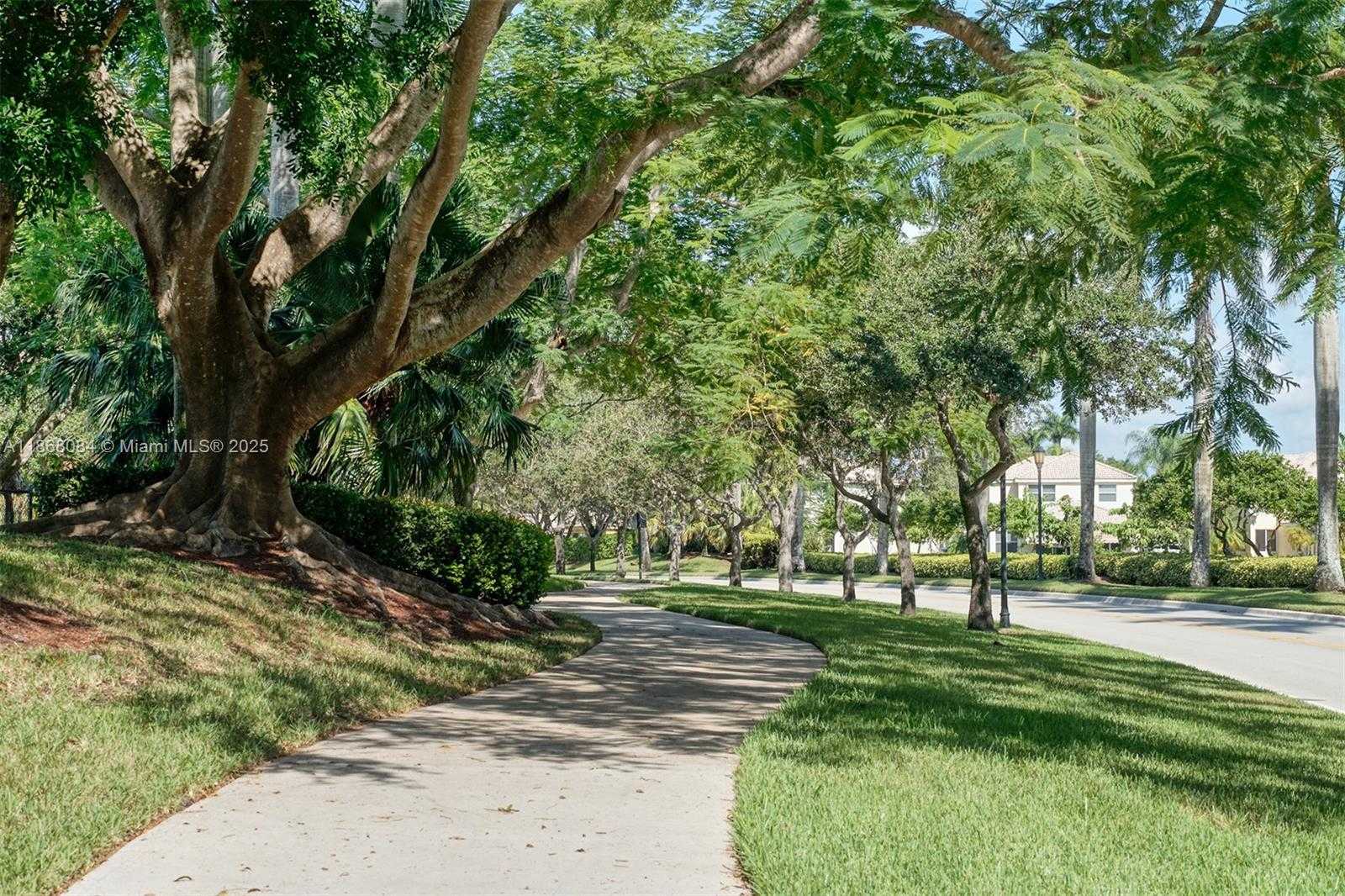 Small Image of 4362 FOXTAIL LN, Weston Number 57