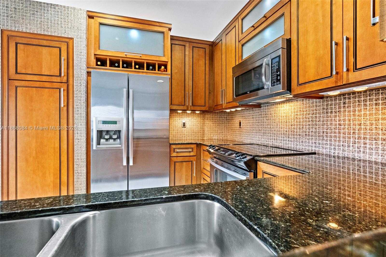 Small Image of 4362 FOXTAIL LN, Weston Number 6