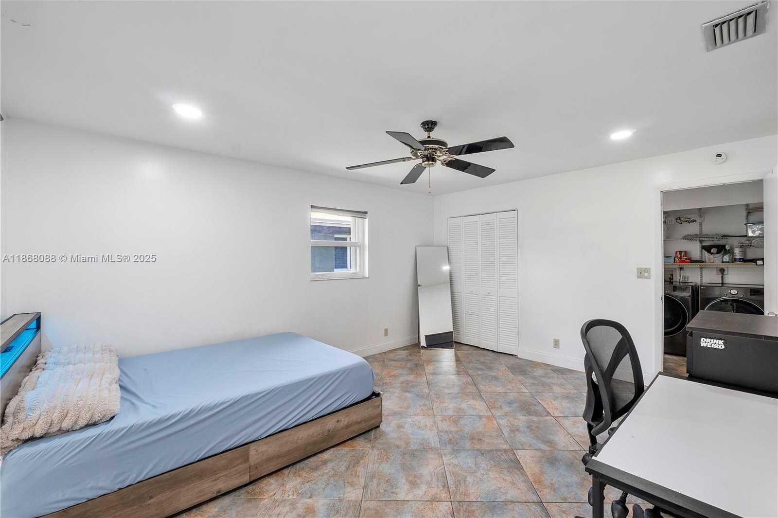 Small Image of 681 NORTH EAST 34TH ST, Oakland Park Number 17