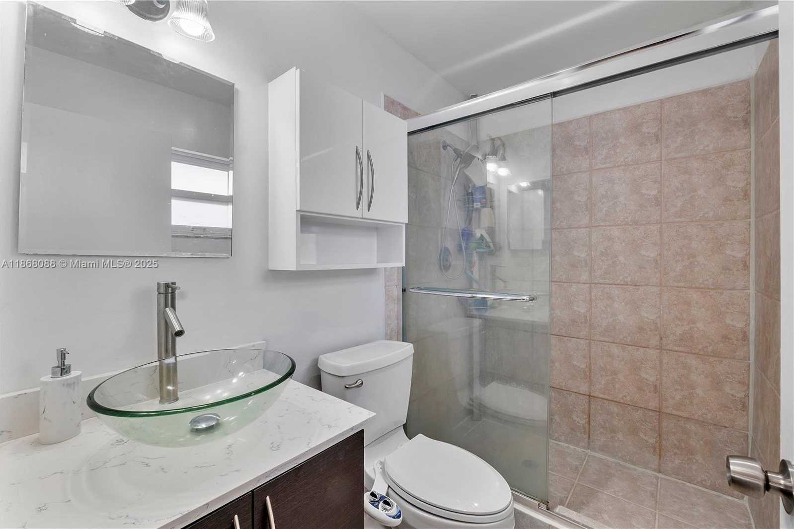 Small Image of 681 NORTH EAST 34TH ST, Oakland Park Number 24