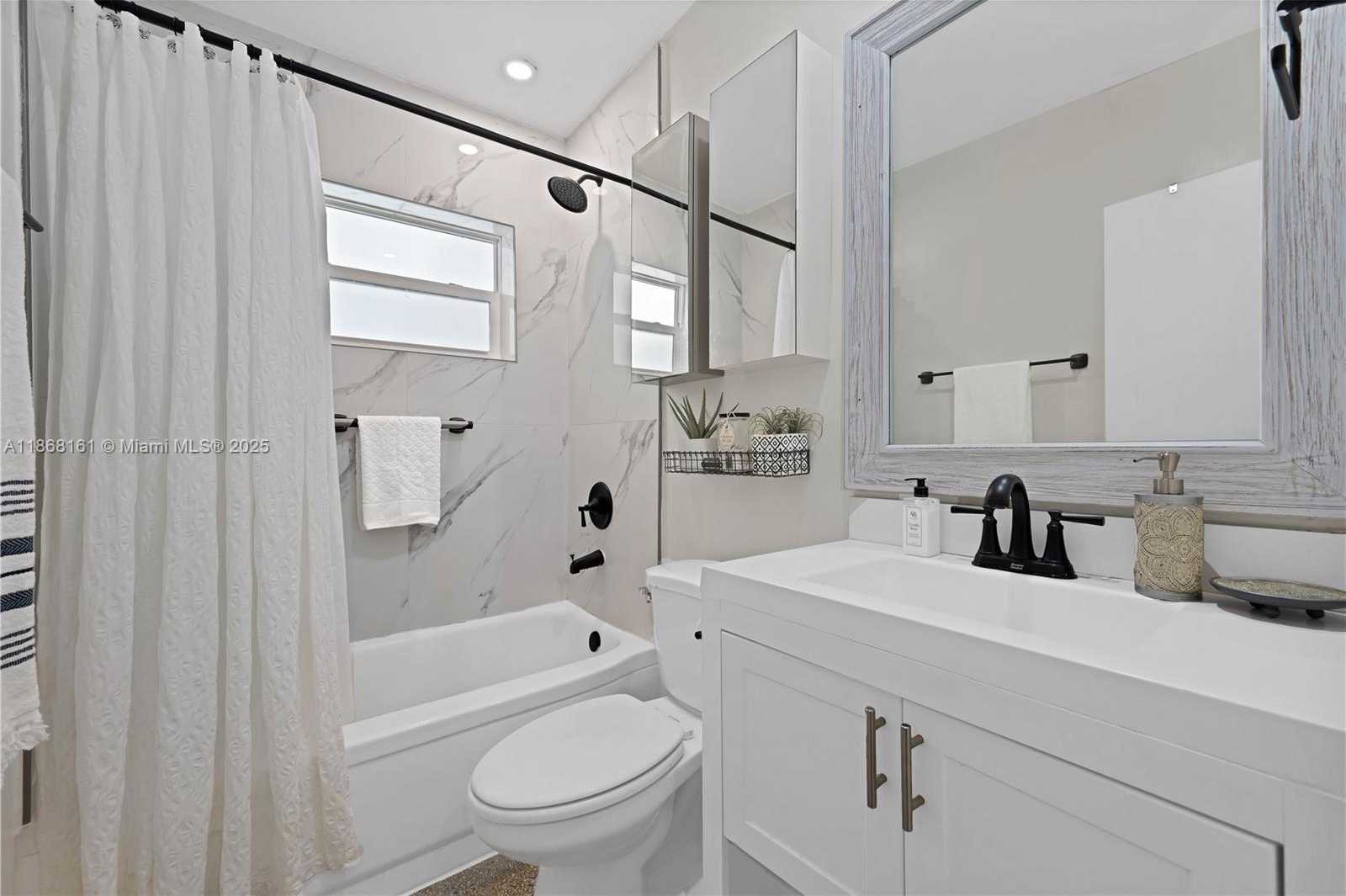 Small Image of 2615 LIBERTY ST, Hollywood Number 18