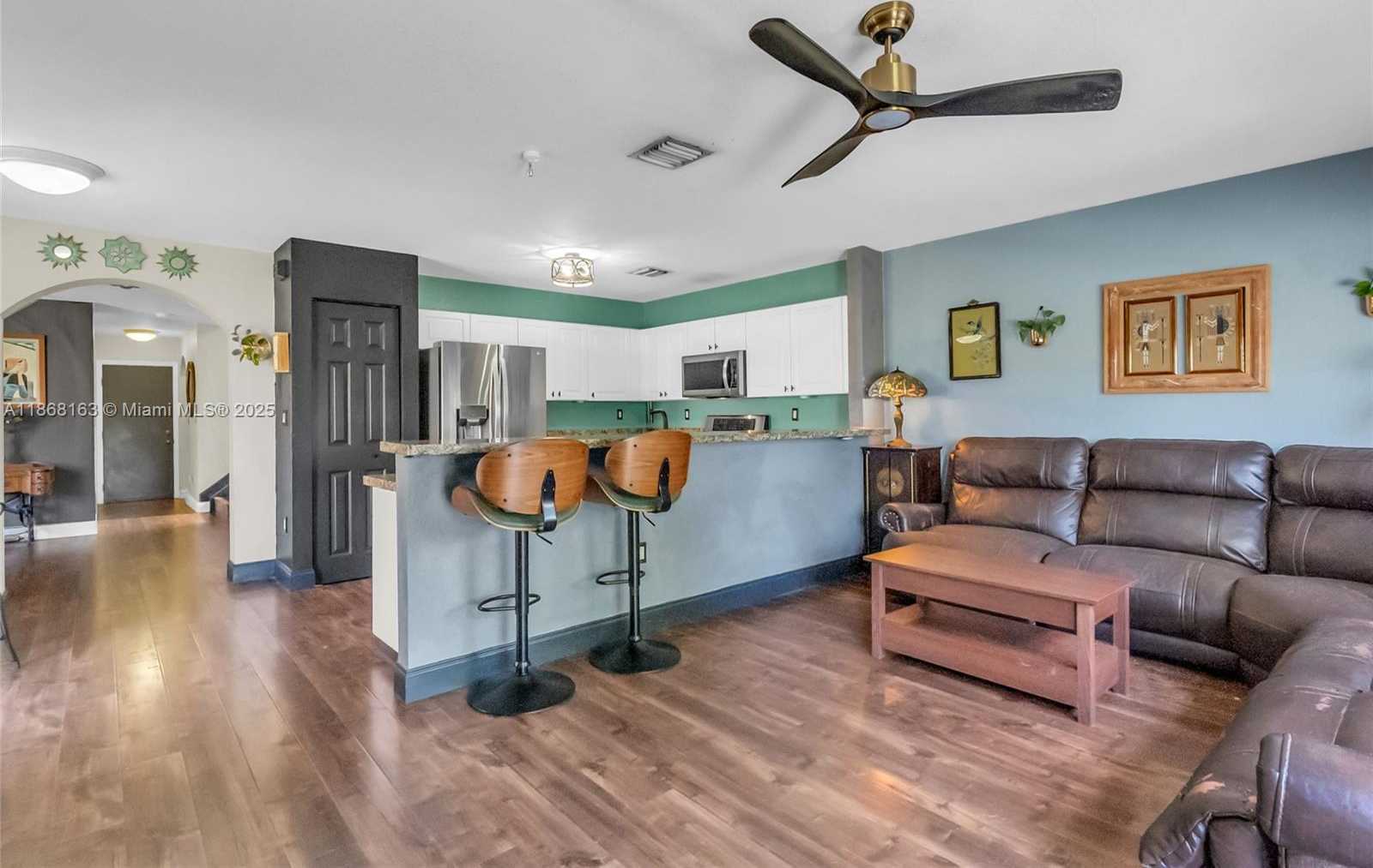 Small Image of 12160 SOUTH WEST 135TH TER, Miami Number 13