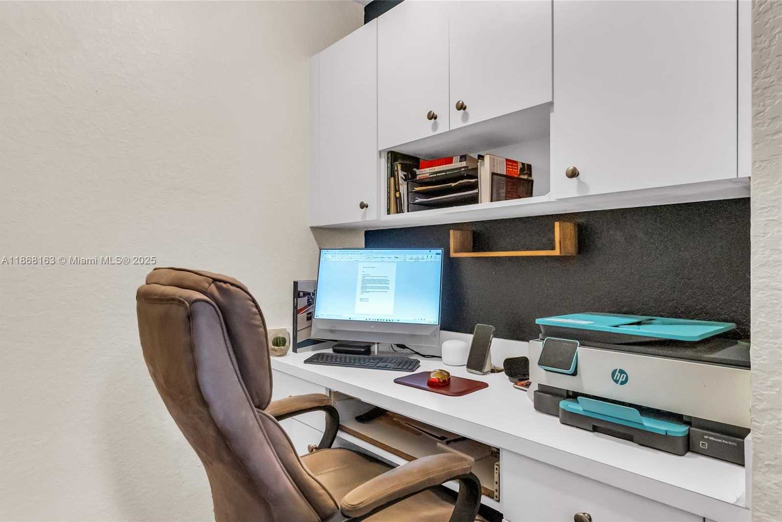 Small Image of 12160 SOUTH WEST 135TH TER, Miami Number 16