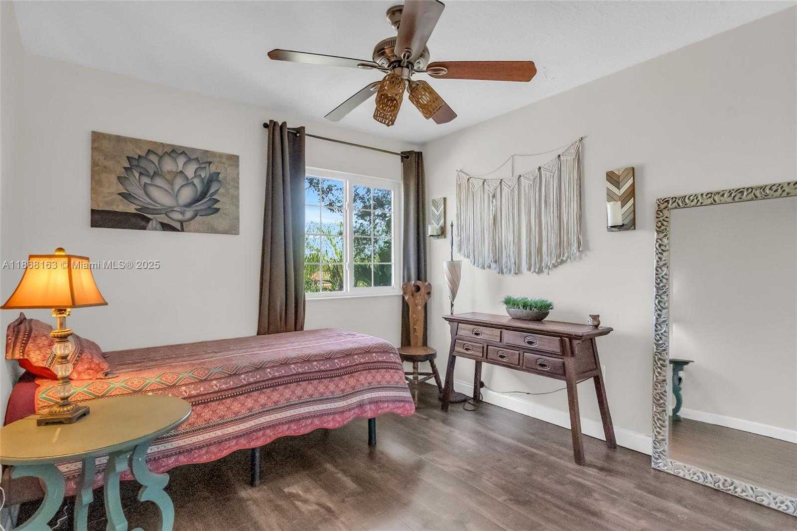 Small Image of 12160 SOUTH WEST 135TH TER, Miami Number 22