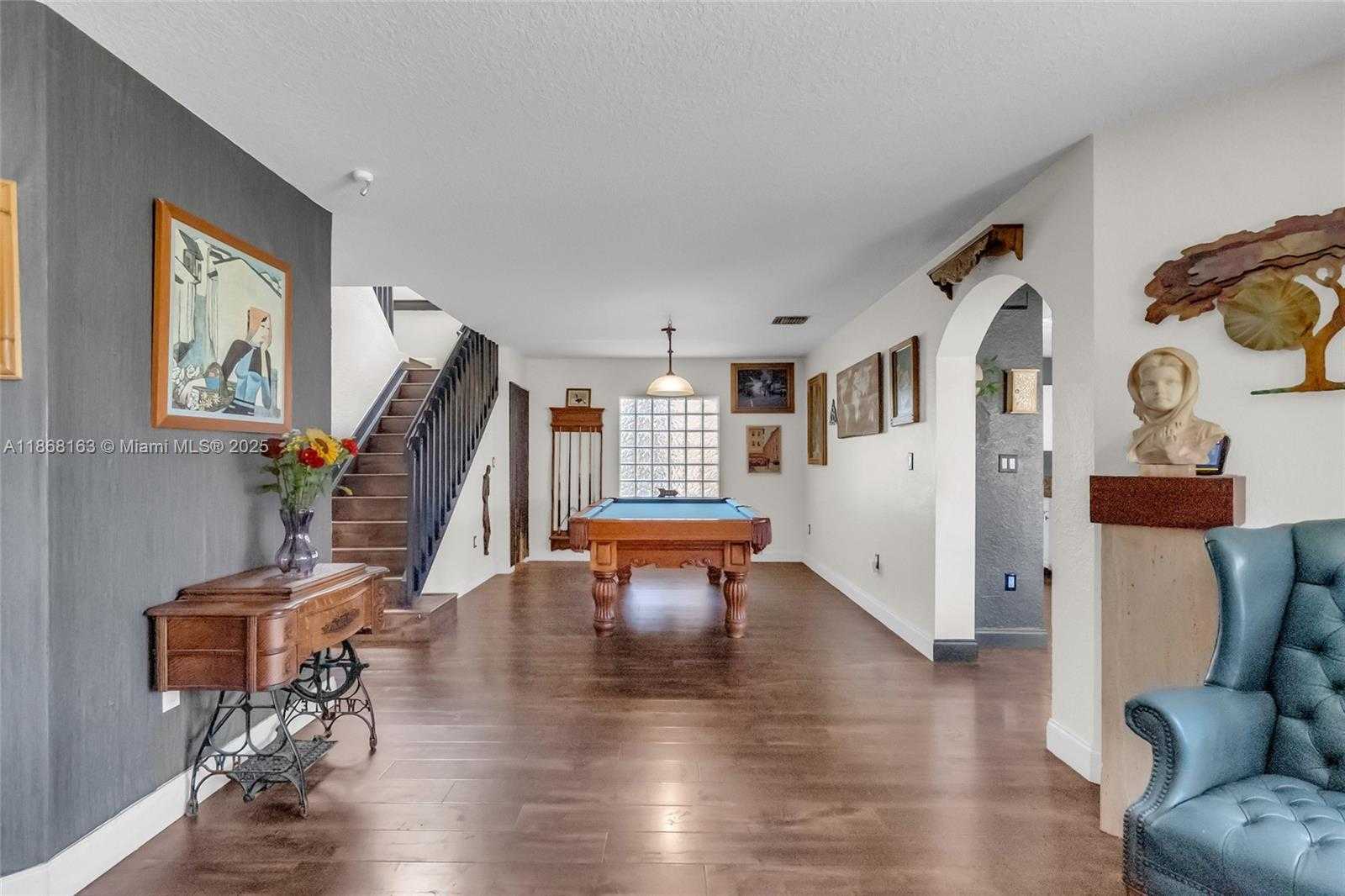 Small Image of 12160 SOUTH WEST 135TH TER, Miami Number 4