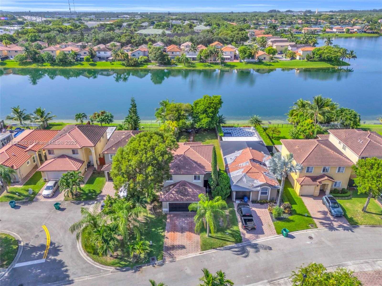 Small Image of 12160 SOUTH WEST 135TH TER, Miami Number 40