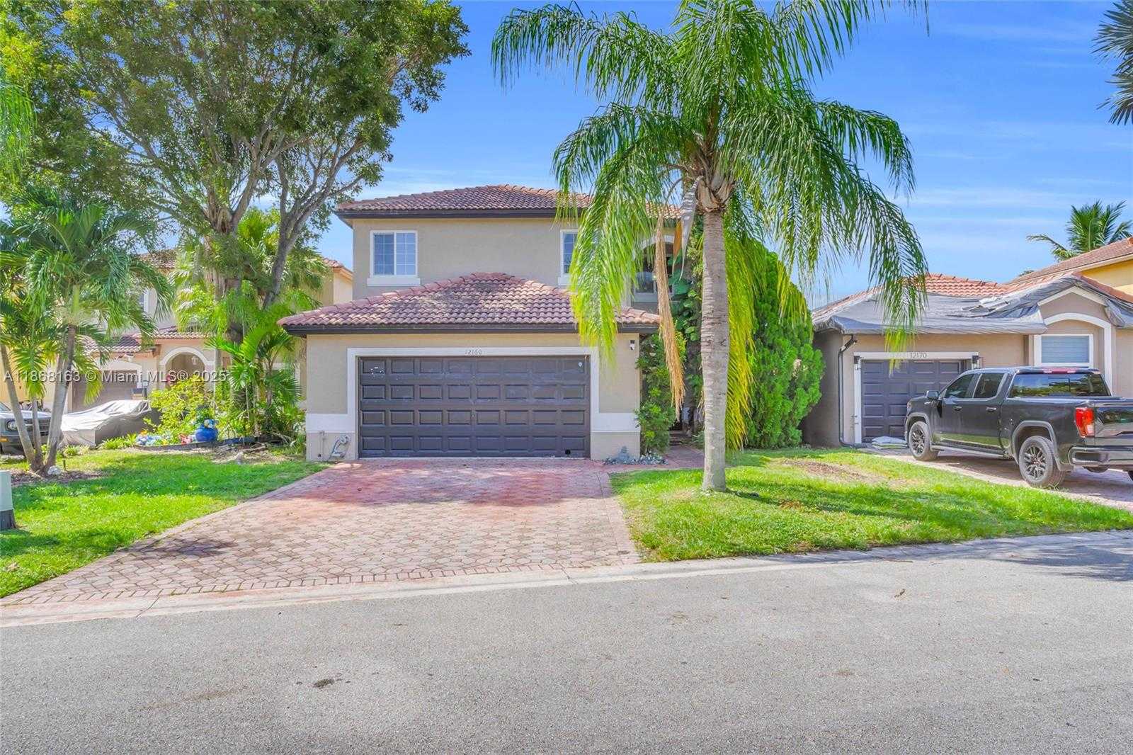 Small Image of 12160 SOUTH WEST 135TH TER, Miami Number 43