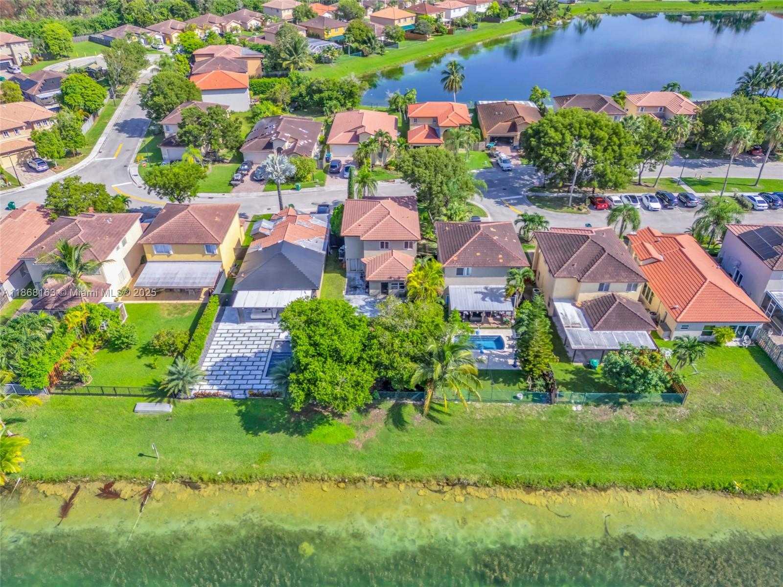 Small Image of 12160 SOUTH WEST 135TH TER, Miami Number 45
