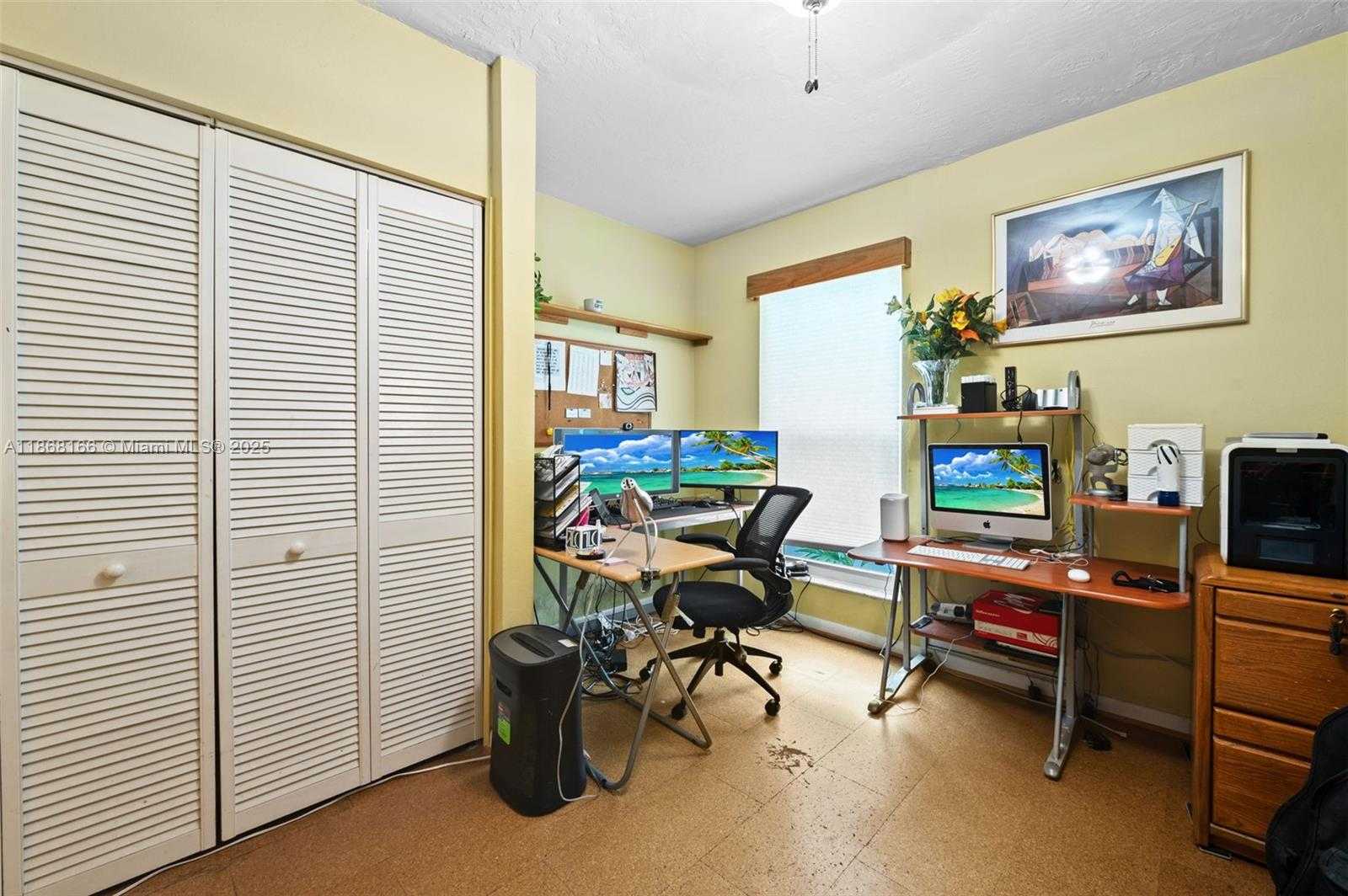 Small Image of 11911 NORTH WEST 14TH CT, Pembroke Pines Number 20