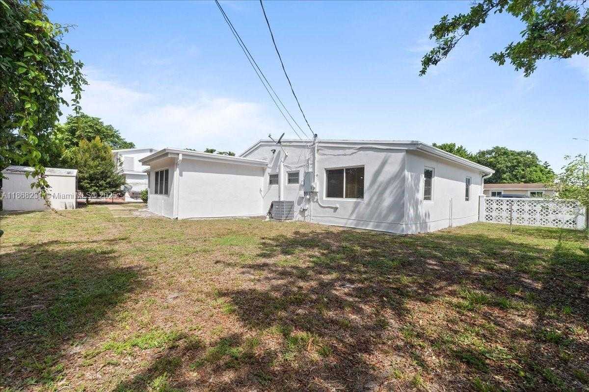 Small Image of 3820 NORTH WEST 5TH ST, Lauderhill Number 25