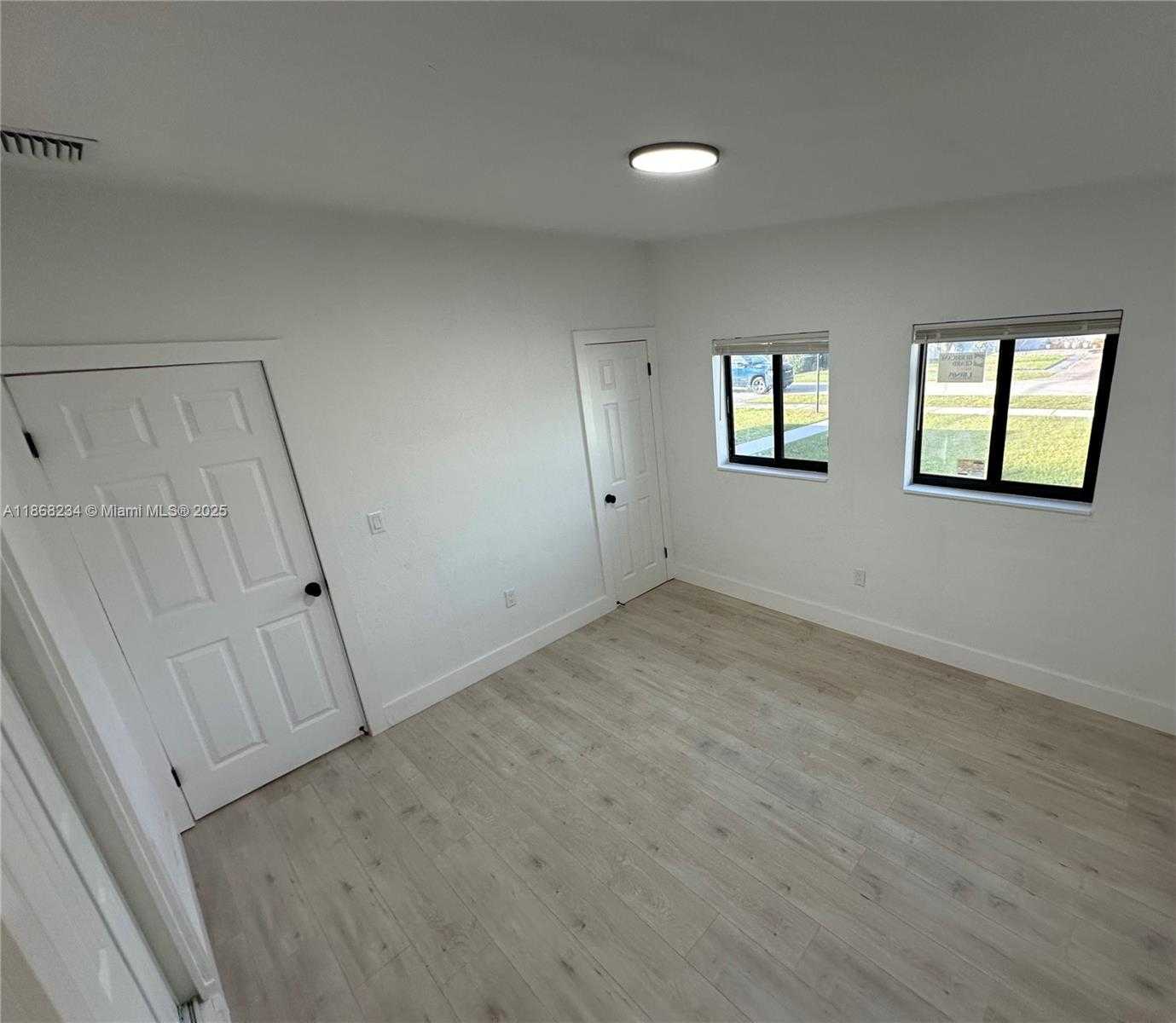 Small Image of 860 NORTH WEST 171ST ST, Miami Gardens Number 17