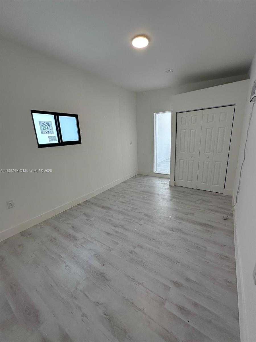 Small Image of 860 NORTH WEST 171ST ST, Miami Gardens Number 24