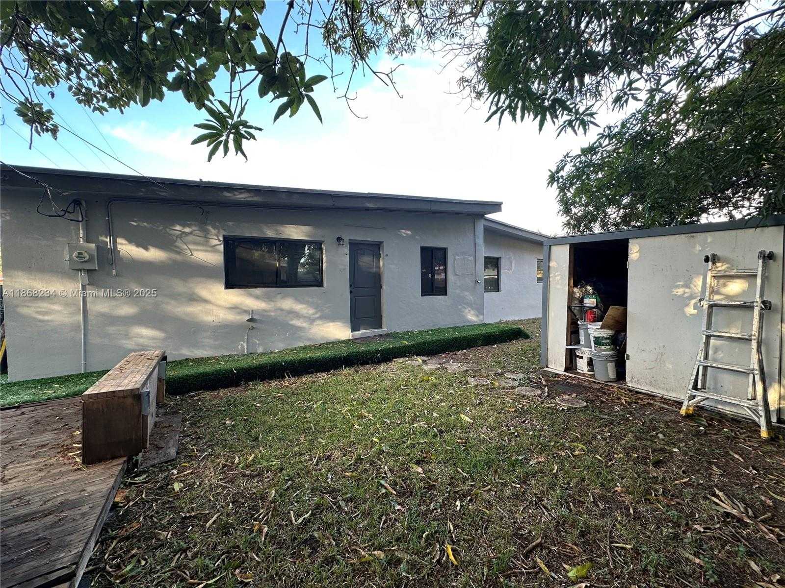 Small Image of 860 NORTH WEST 171ST ST, Miami Gardens Number 29