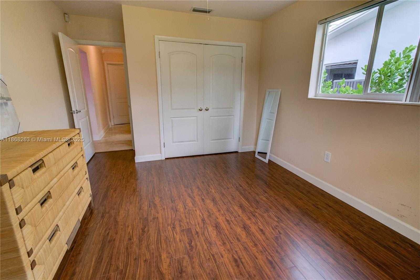 Small Image of 1210 NORTH EAST 83RD ST, Miami Number 20