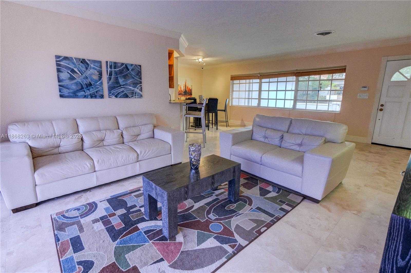 Small Image of 1210 NORTH EAST 83RD ST, Miami Number 8