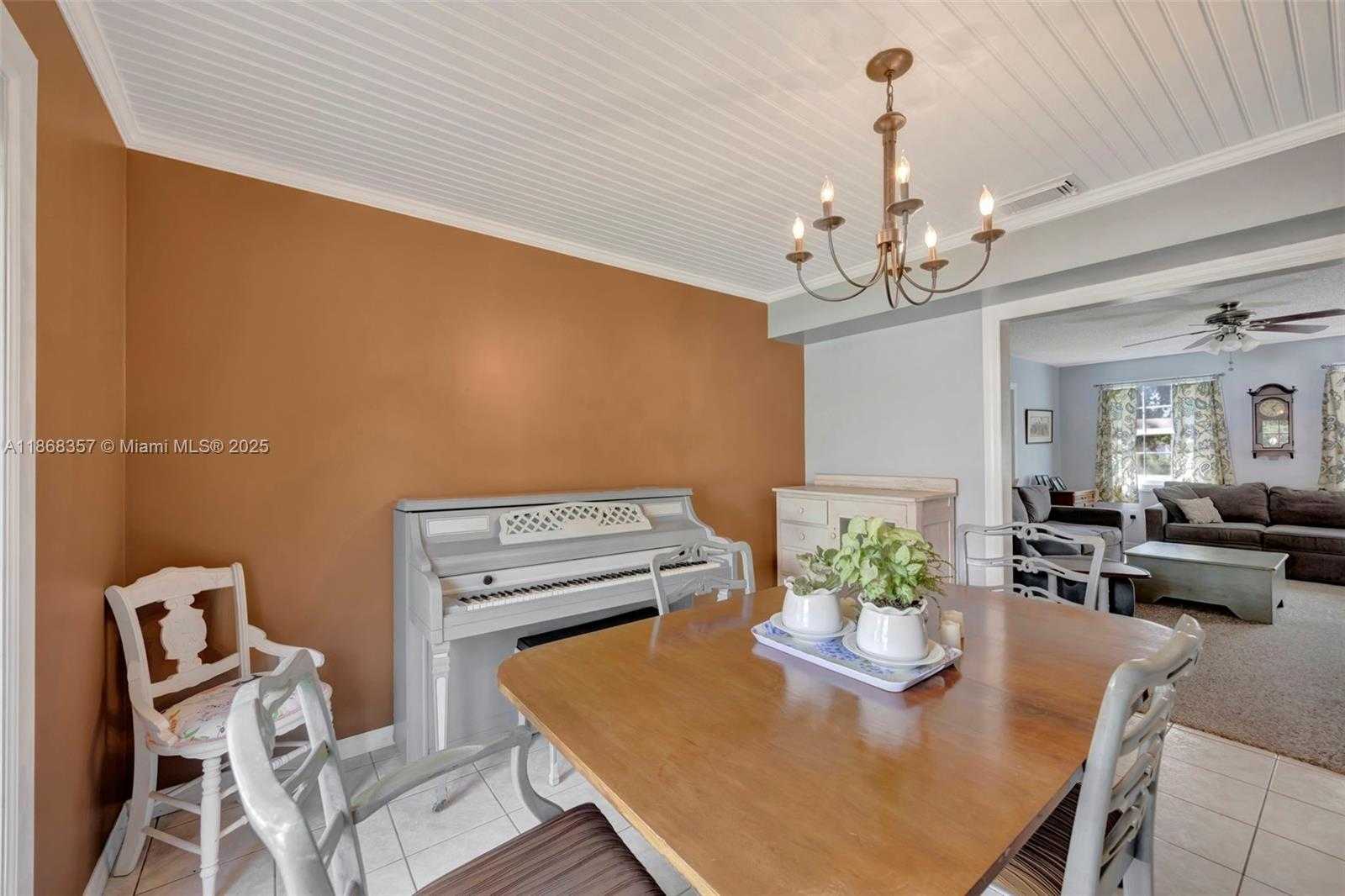Small Image of 32090 SOUTH WEST 195TH AVE, Homestead Number 14