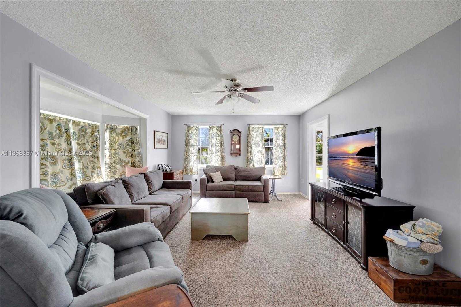 Small Image of 32090 SOUTH WEST 195TH AVE, Homestead Number 16