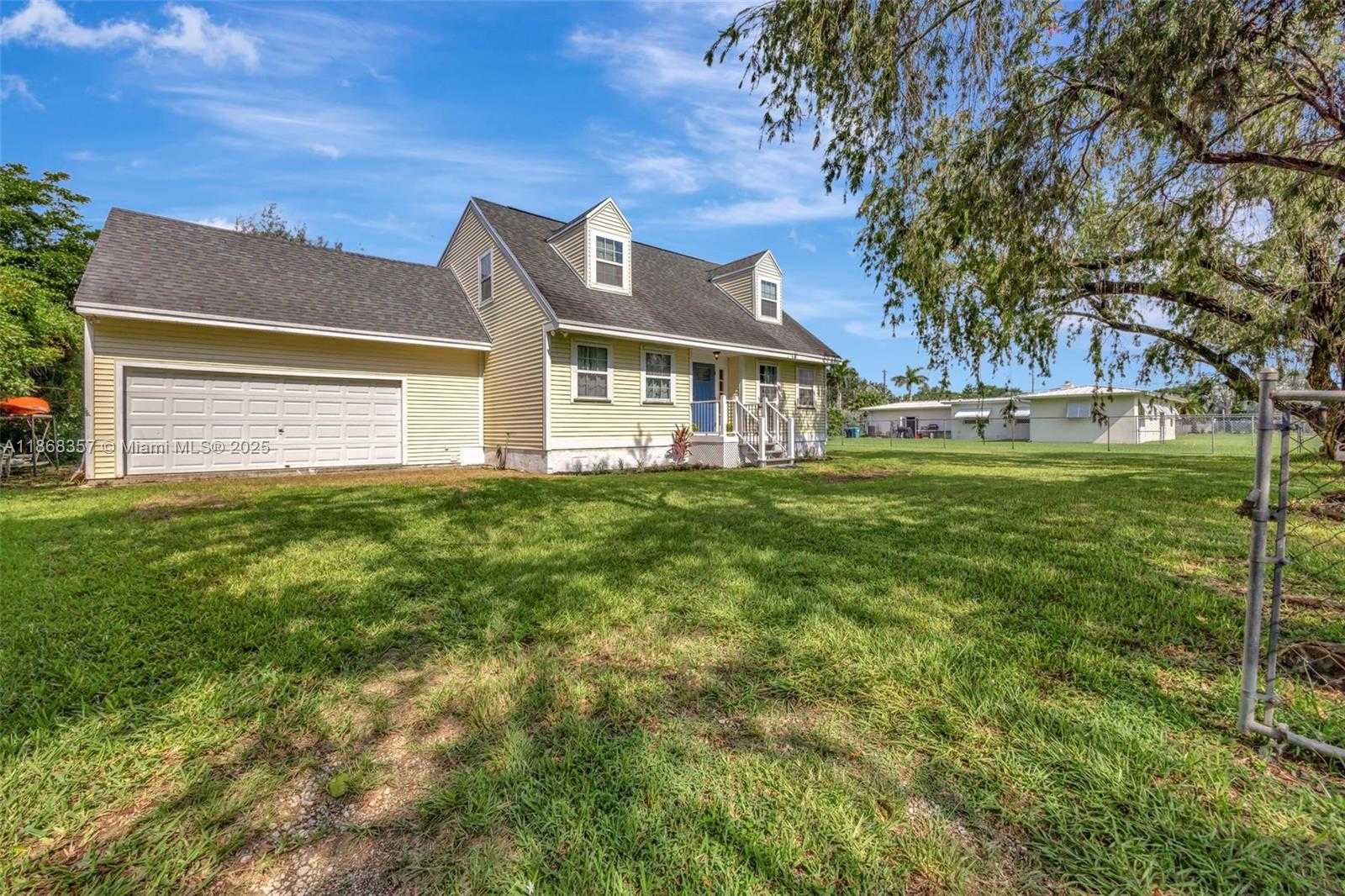 Small Image of 32090 SOUTH WEST 195TH AVE, Homestead Number 2
