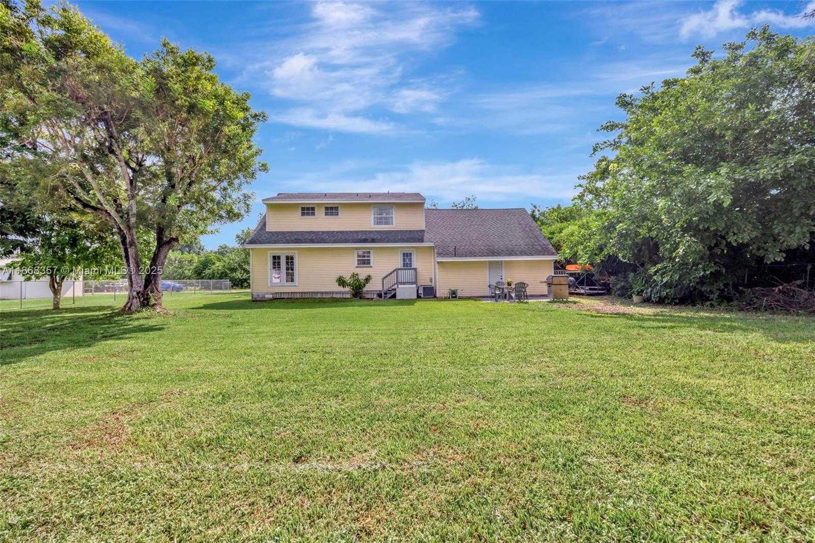 Small Image of 32090 SOUTH WEST 195TH AVE, Homestead Number 5