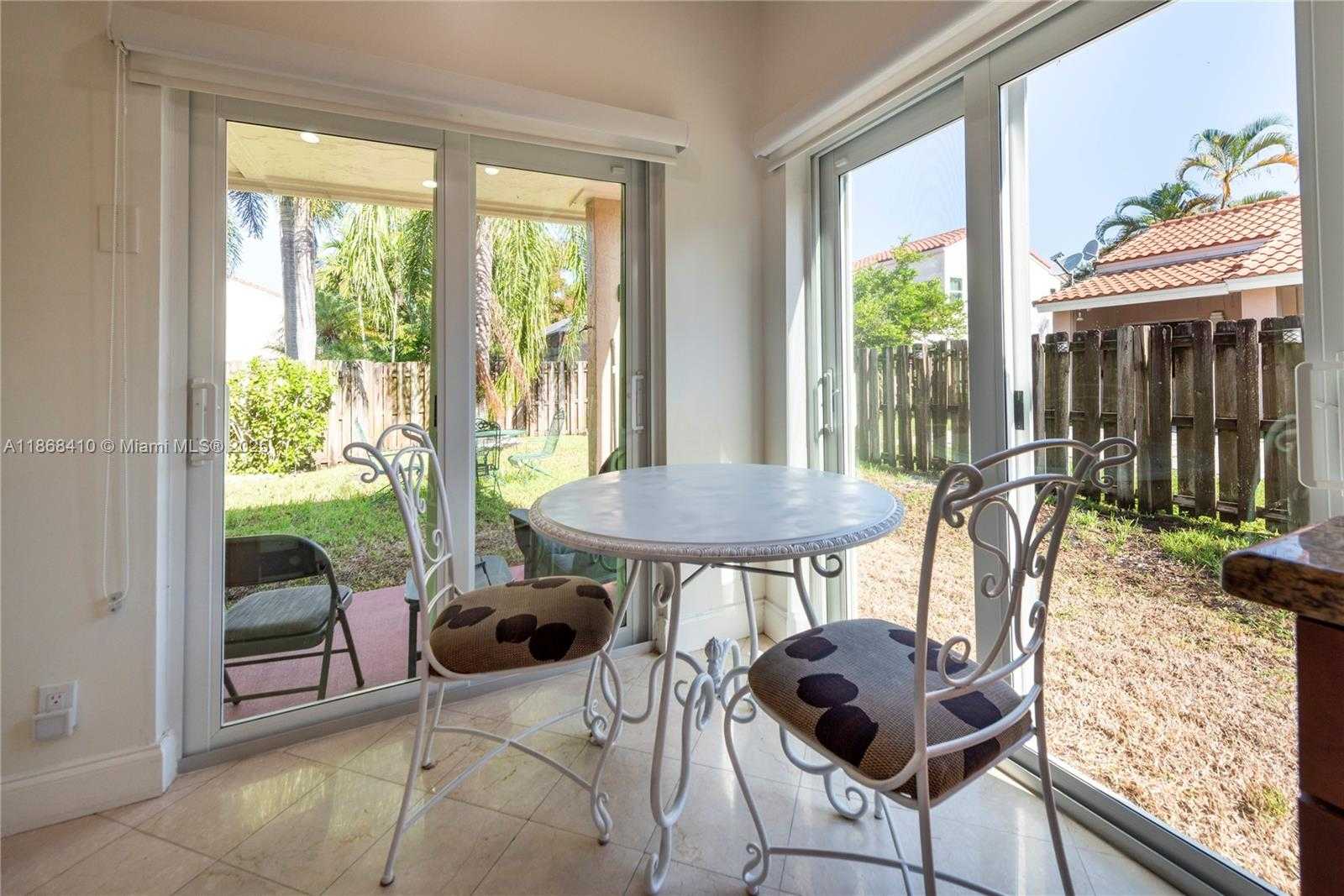 Small Image of 1426 SEAGRAPE CIR, Weston Number 14