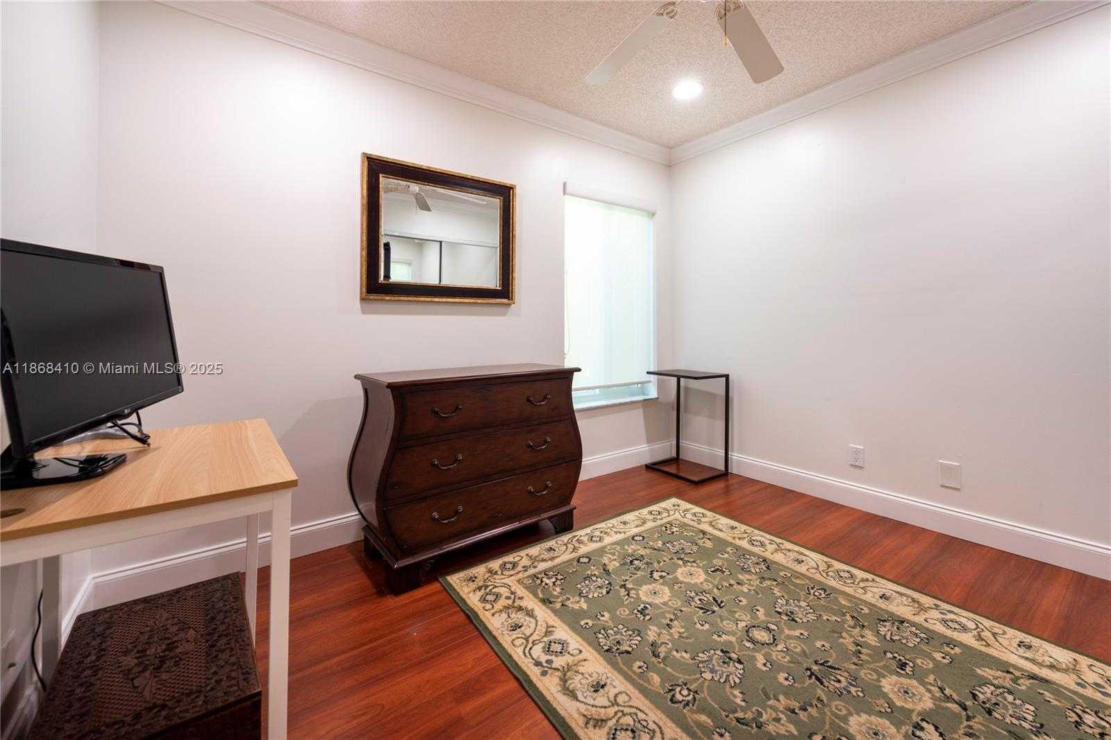 Small Image of 1426 SEAGRAPE CIR, Weston Number 21