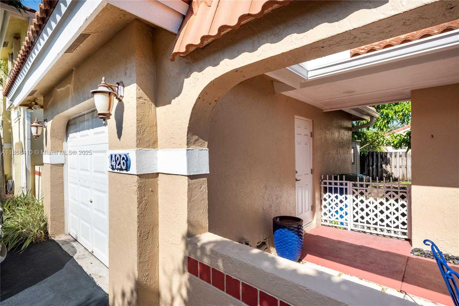 Small Image of 1426 SEAGRAPE CIR, Weston Number 24