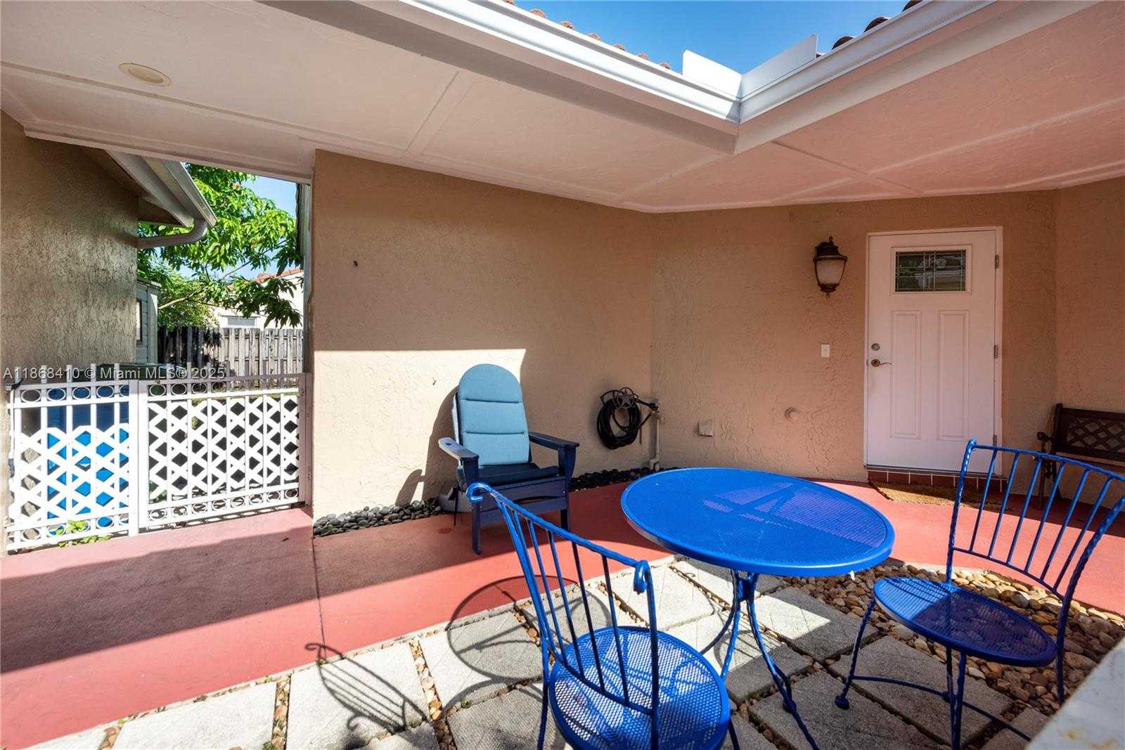 Small Image of 1426 SEAGRAPE CIR, Weston Number 4