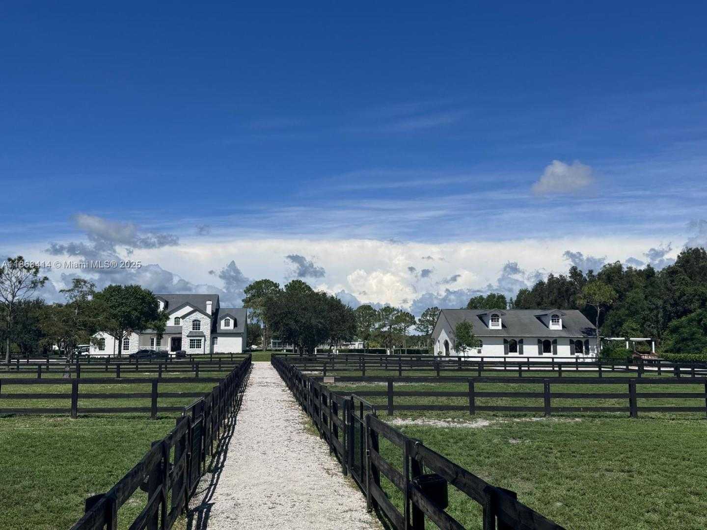 Small Image of 2203 PRARIEVIEW DR, Loxahatchee Number 3