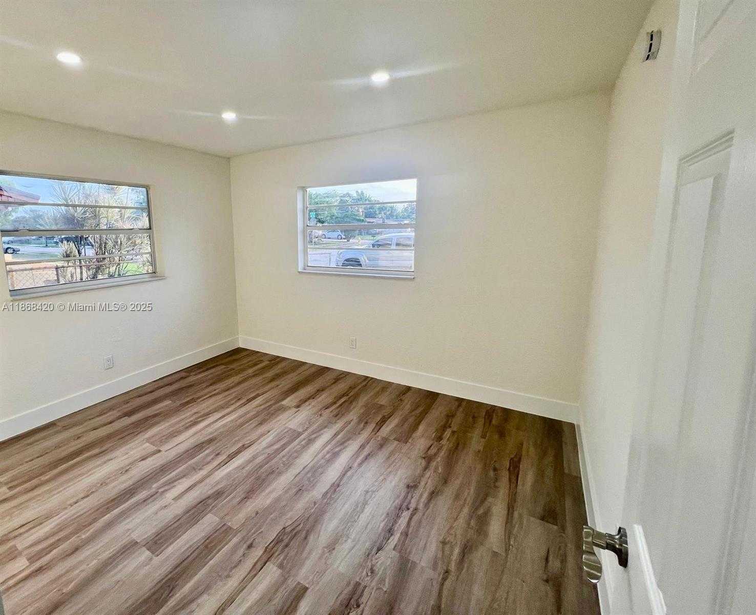 Small Image of 1508 NORTH WEST 32ND AVE, Lauderhill Number 8