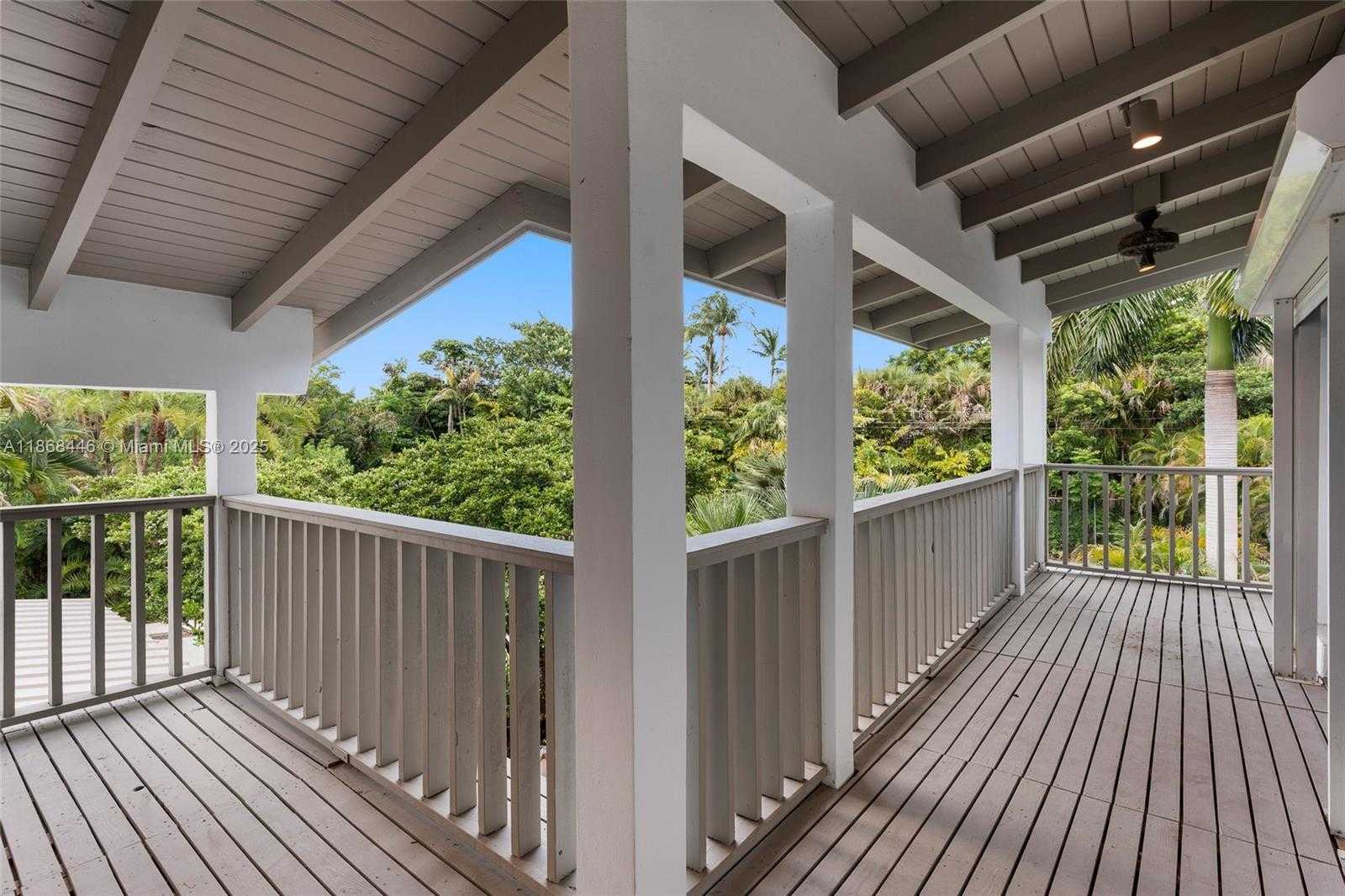 Small Image of 12535 SOUTH WEST 60TH CT, Pinecrest Number 21