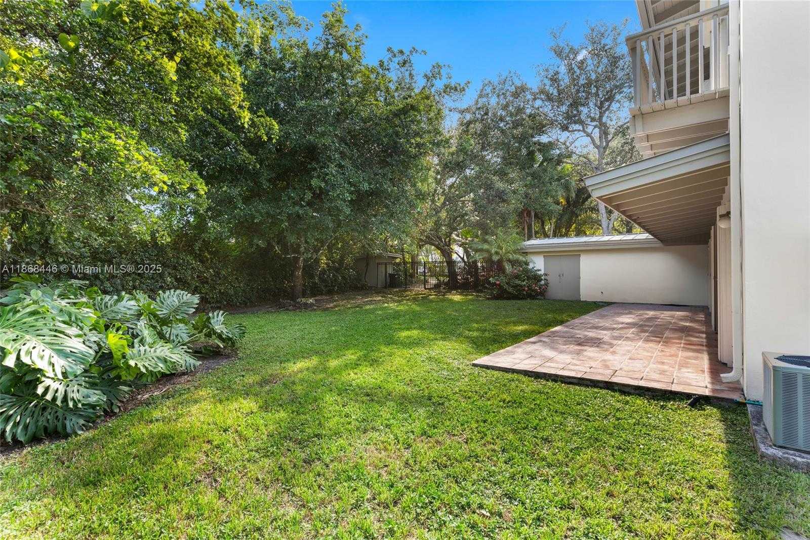 Small Image of 12535 SOUTH WEST 60TH CT, Pinecrest Number 7